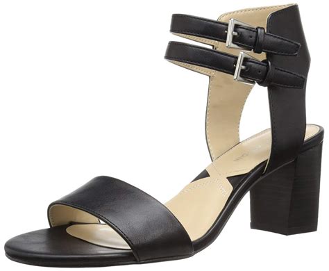 Women's Sandals of Timeless Elegance 